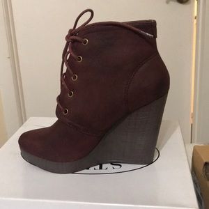 Ankle boots